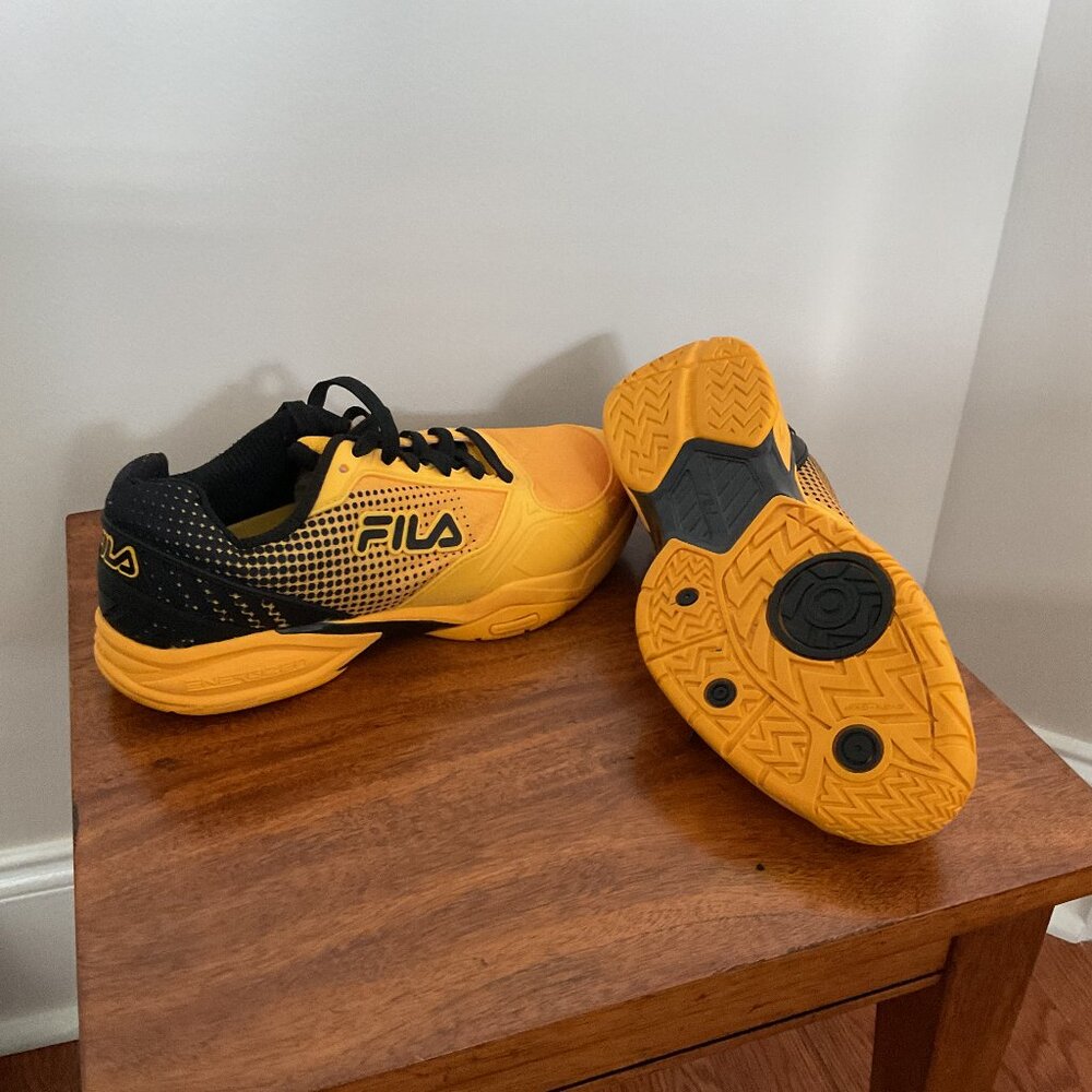 Mens FILA Volley Zone Pickleball Tennis Shoe Citrus/Black Mesh Sz10
